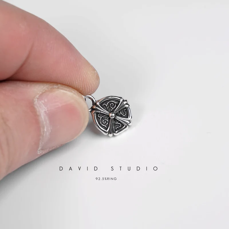 CHROME HEARTS CH PLUS VINE CHARM