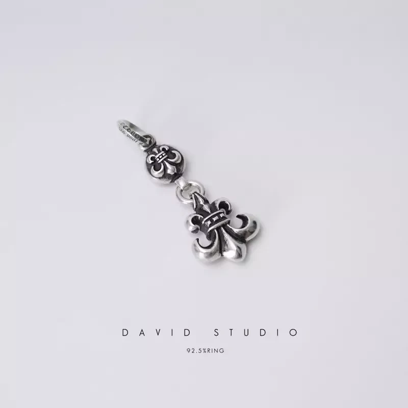 CHROME HEARTS BS FLEUR ONE BALL CHARM