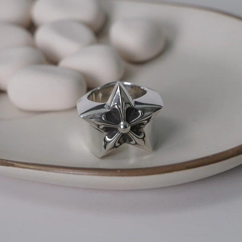 CHROME HEARTS LARGE STAR RING