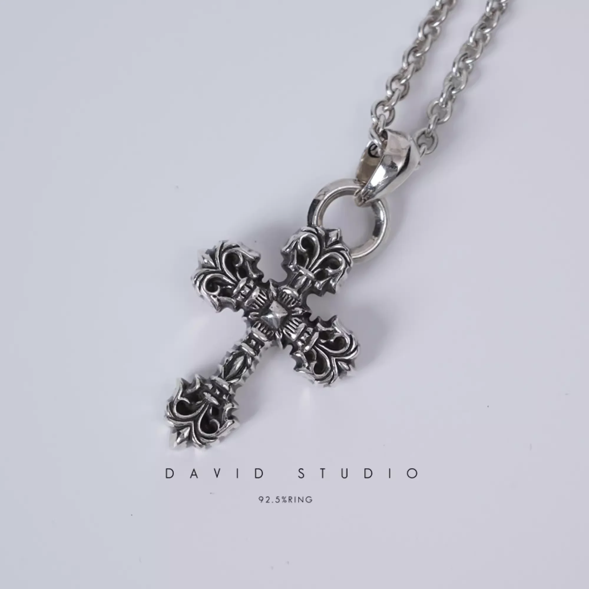 XS FILIGREE CROSS PENDANT WITH BAIL – ROLL CHAIN