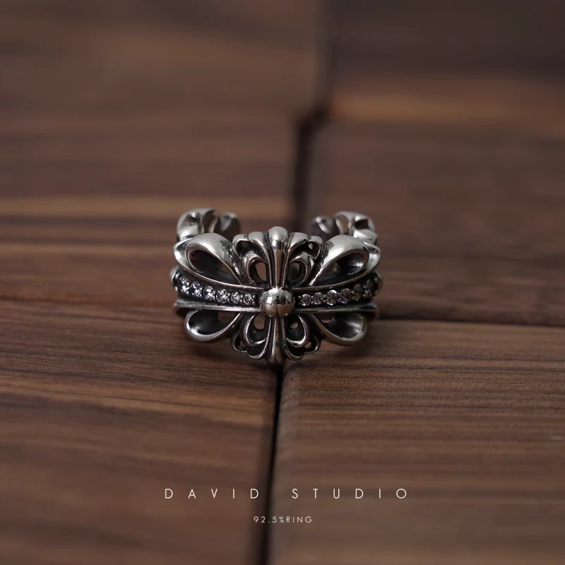 CHROME HEARTS DOUBLE FLORAL RING WITH WHITE DIAMONDS