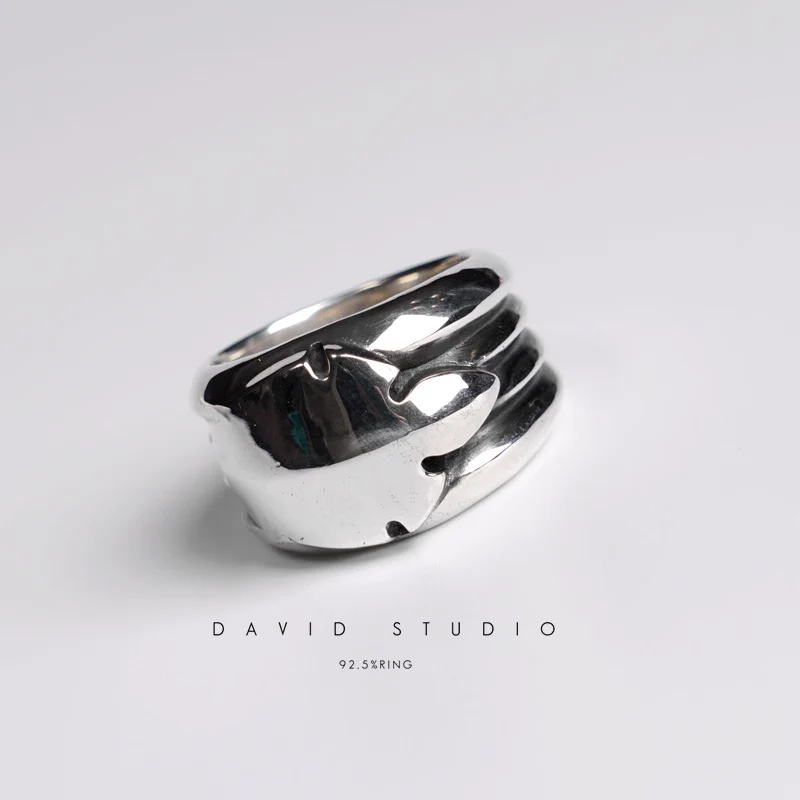 CHROME HEARTS BIG FLEUR TAIL RING