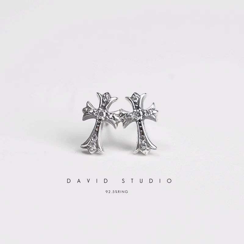 CHROME HEARTS CH CROSS BABY FAT STUD PIERCE WITH PAVE DIAMOND