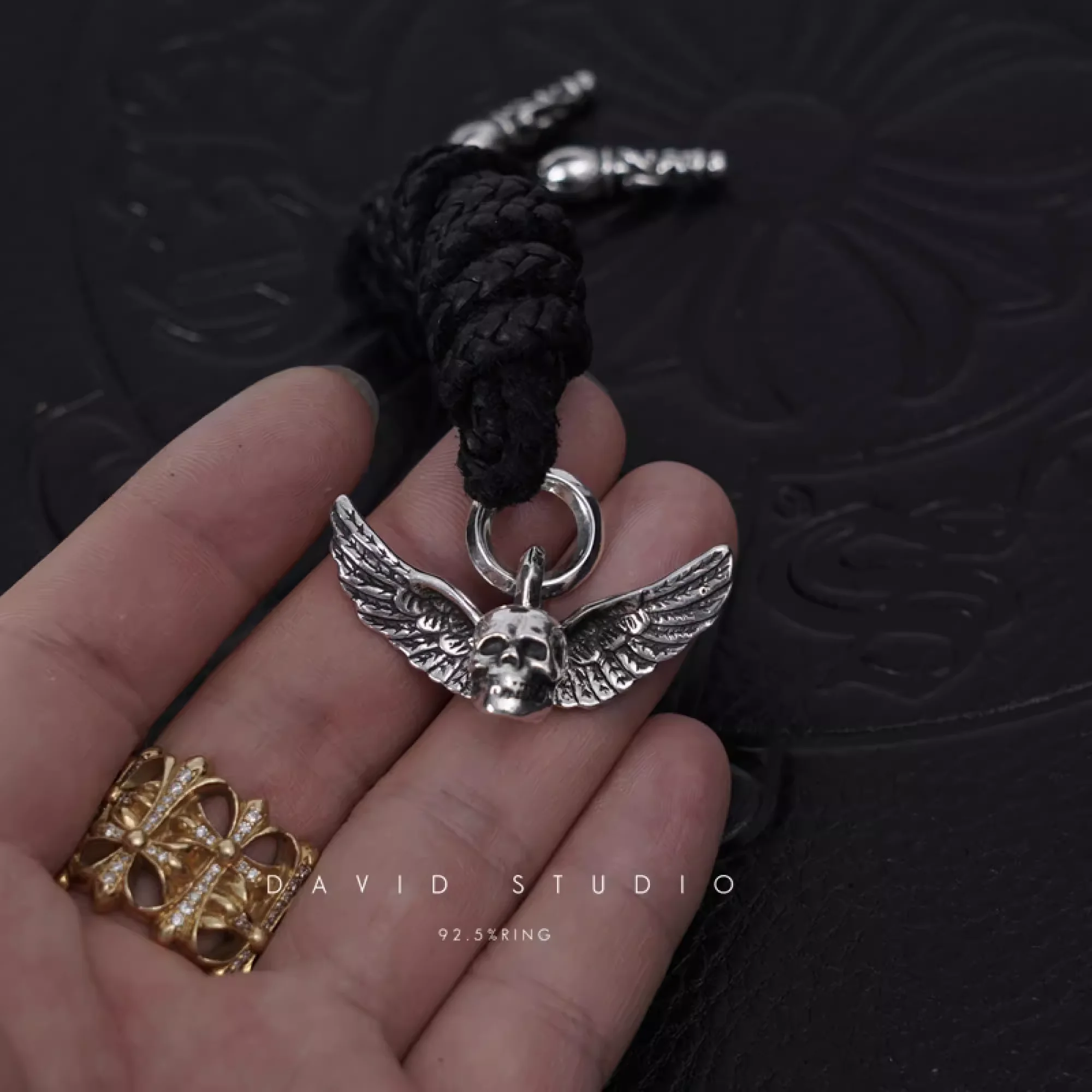 CHROME HEARTS FOTI MAHALIA PENDANT – LEATHER BRAID