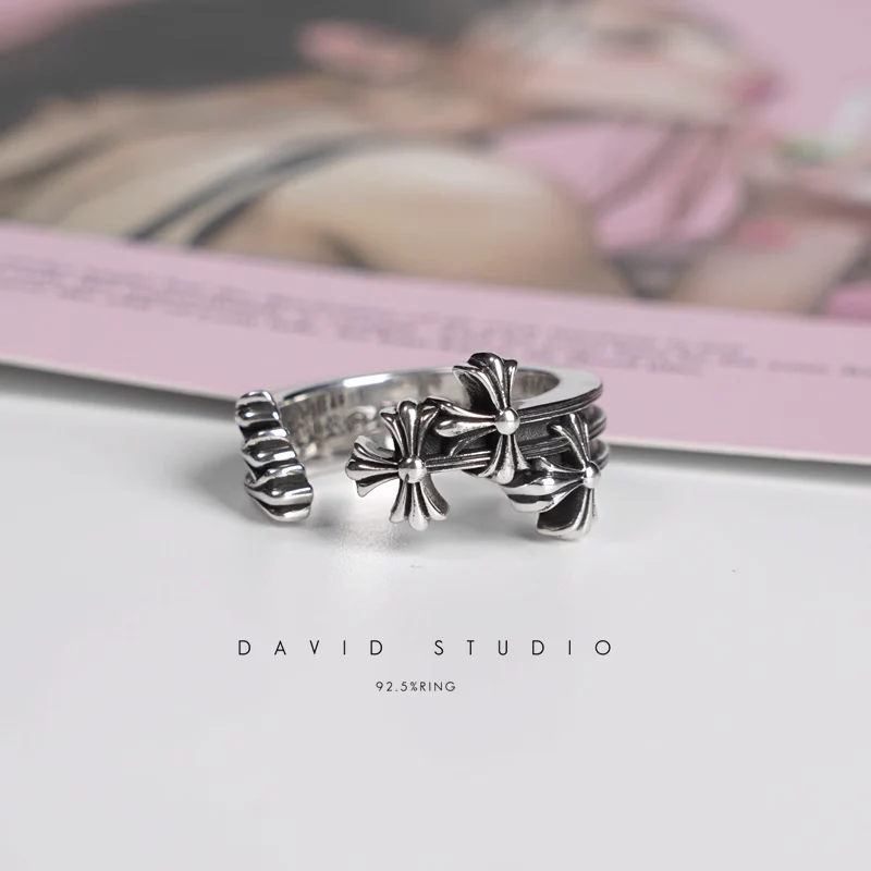 CHROME HEARTS CEMETERY HOOP RING