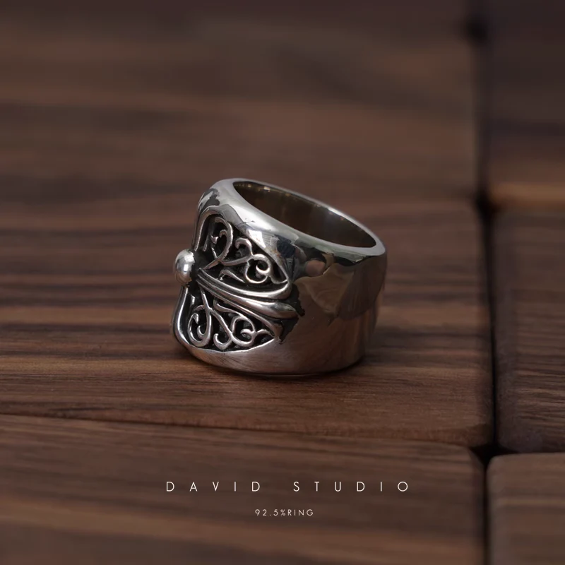 CHROME HEARTS CLASSIC OVAL RING