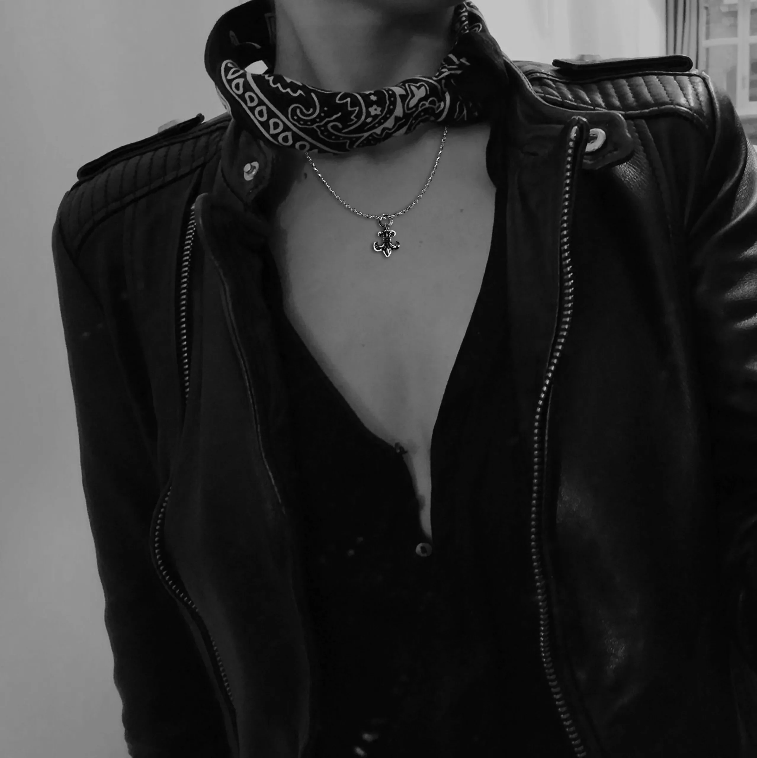 CHROME HEARTS BS FLEUR CHARM – ROLL CHAIN