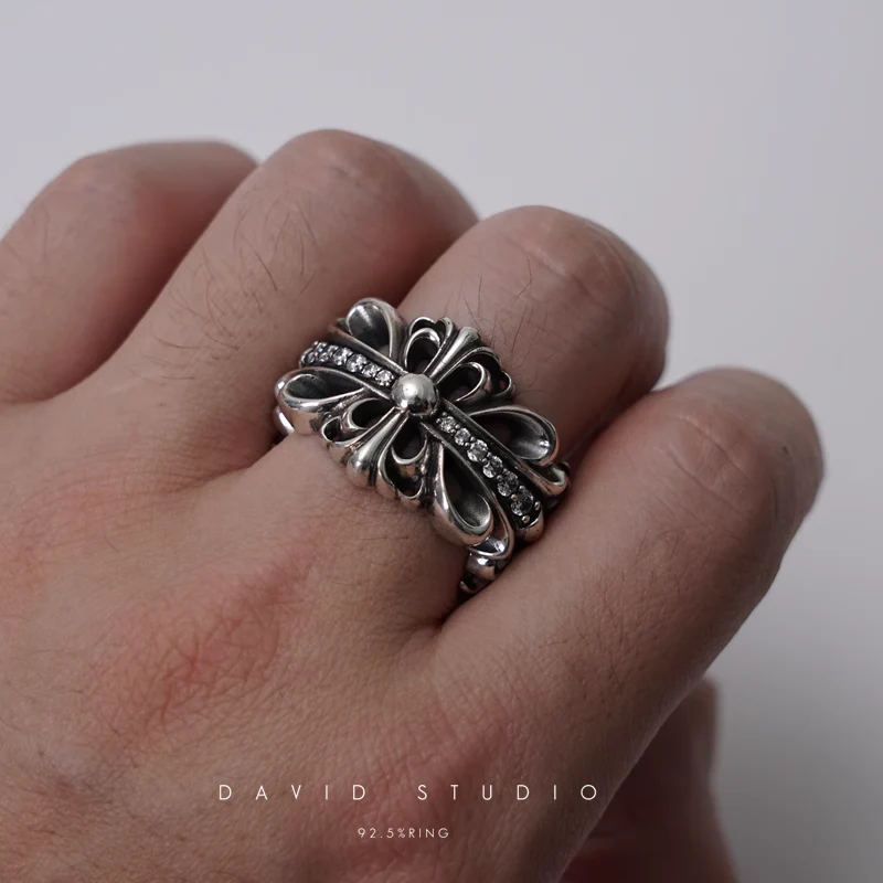 CHROME HEARTS DOUBLE FLORAL RING WITH WHITE DIAMONDS