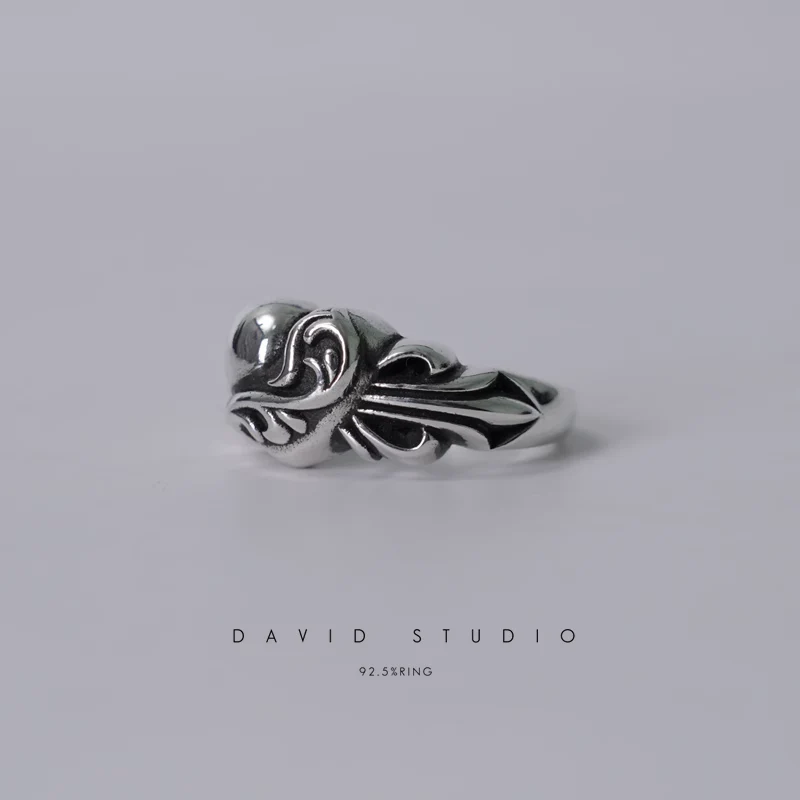 CHROME HEARTS FLORAL CROSS HEART RING