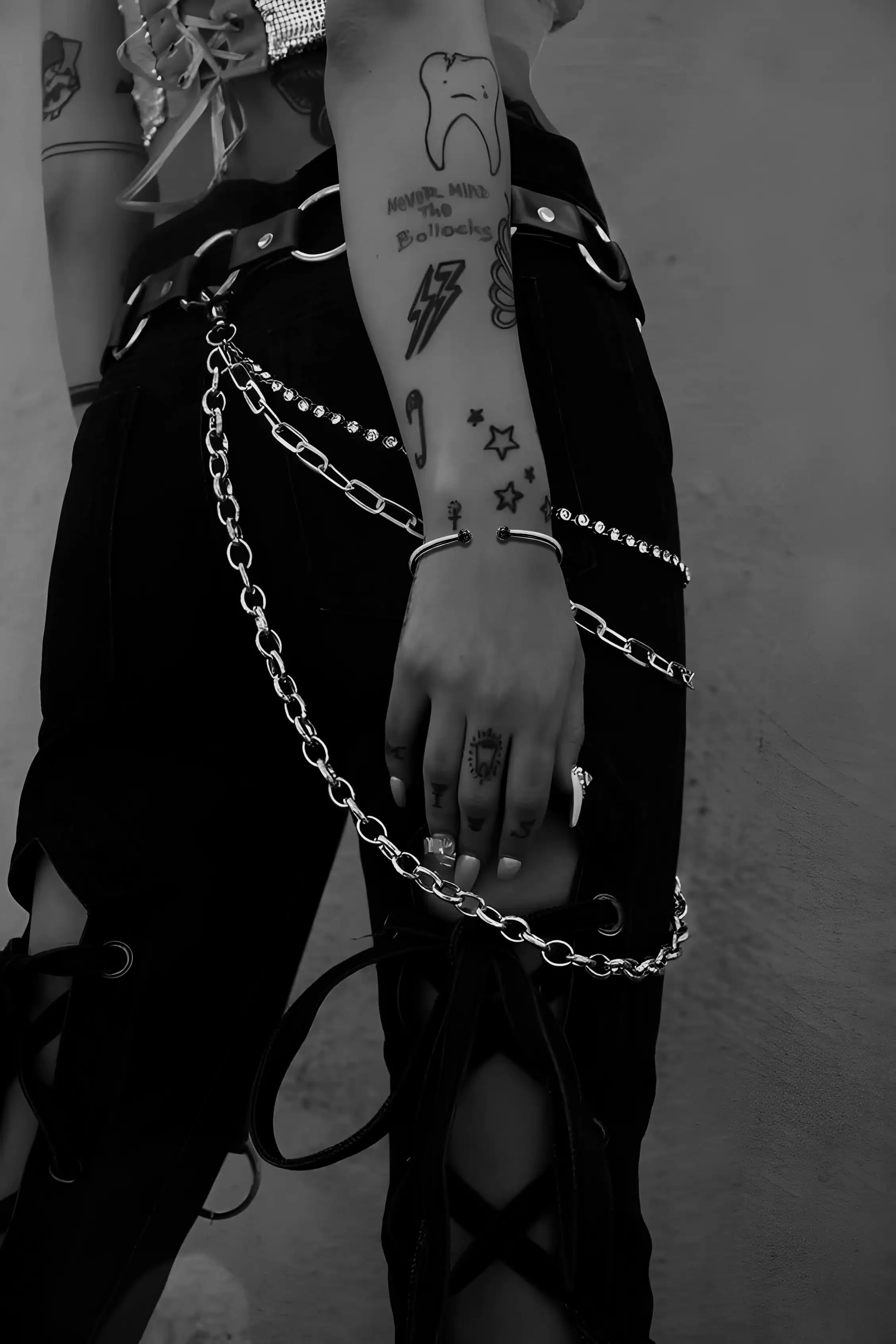 CH PLUS LOGO FLAT CUFF