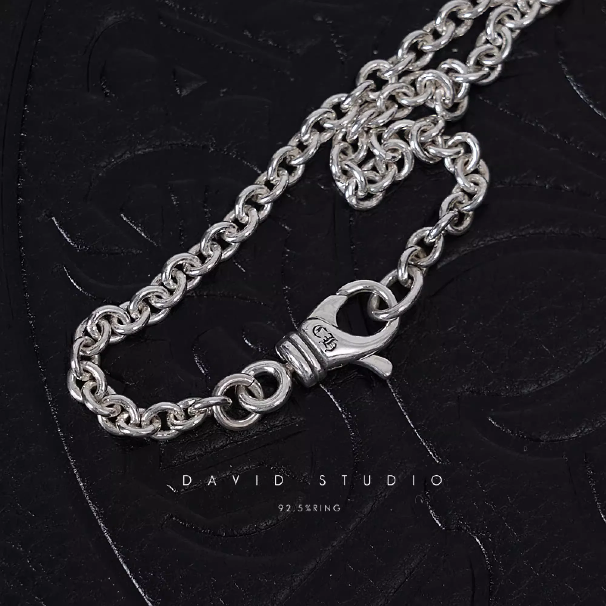 CHROME HEARTS FOTI ASTRONAUT PENDANT – ROLL CHAIN