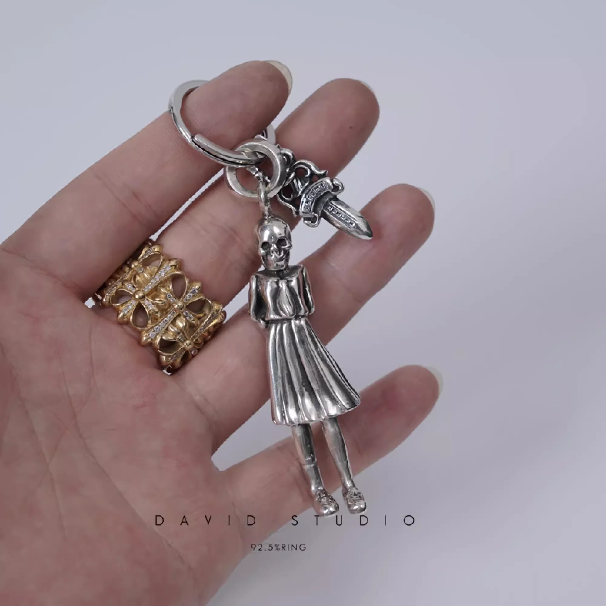 CHROME HEARTS FOTI SKIPPY AND DAGGER KEY RING