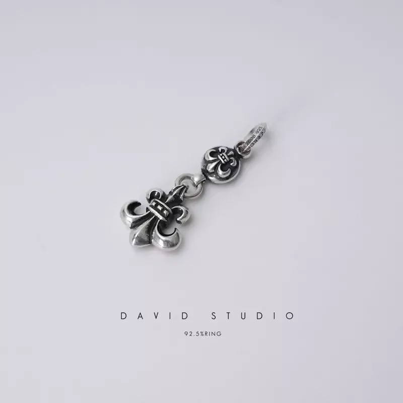 CHROME HEARTS BS FLEUR ONE BALL CHARM
