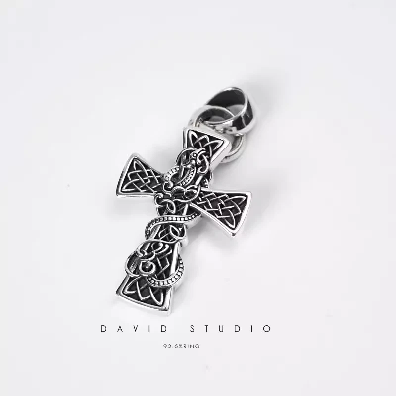 CHROME HEARTS CELTIC CROSS PENDANT