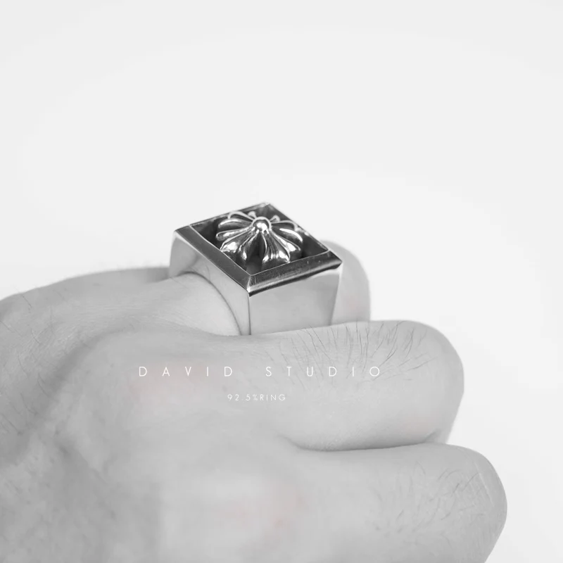 CHROME HEARTS SQUARE CH PLUS RING