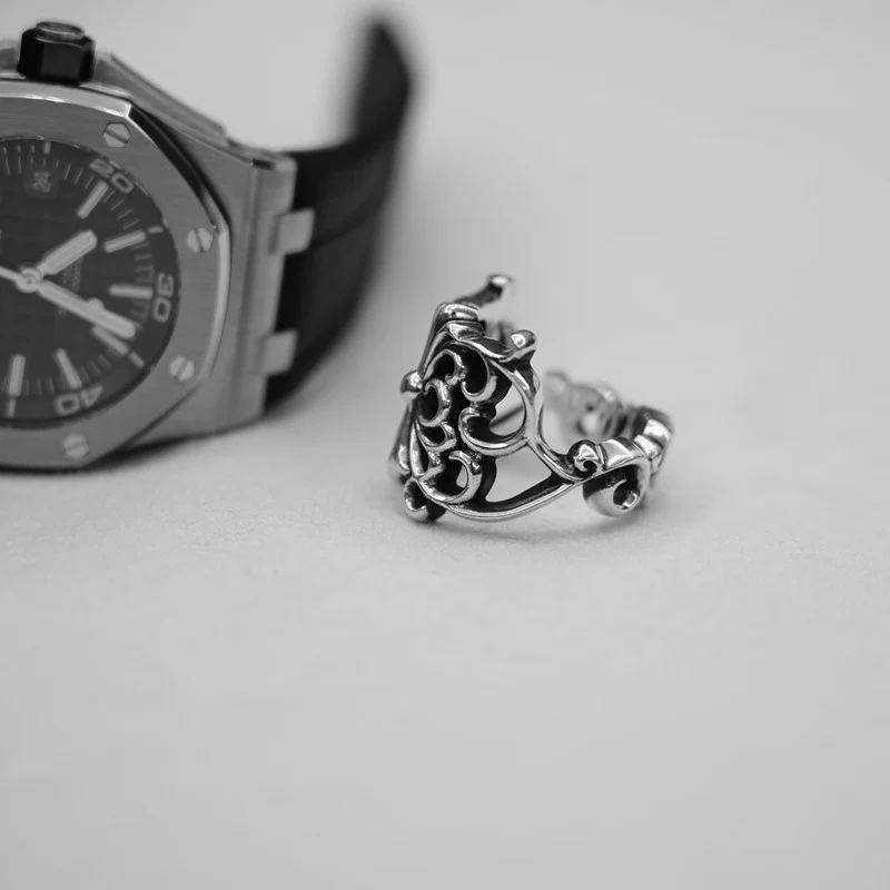 CHROME HEARTS BUTTERFLY FLORAL CROSS RING