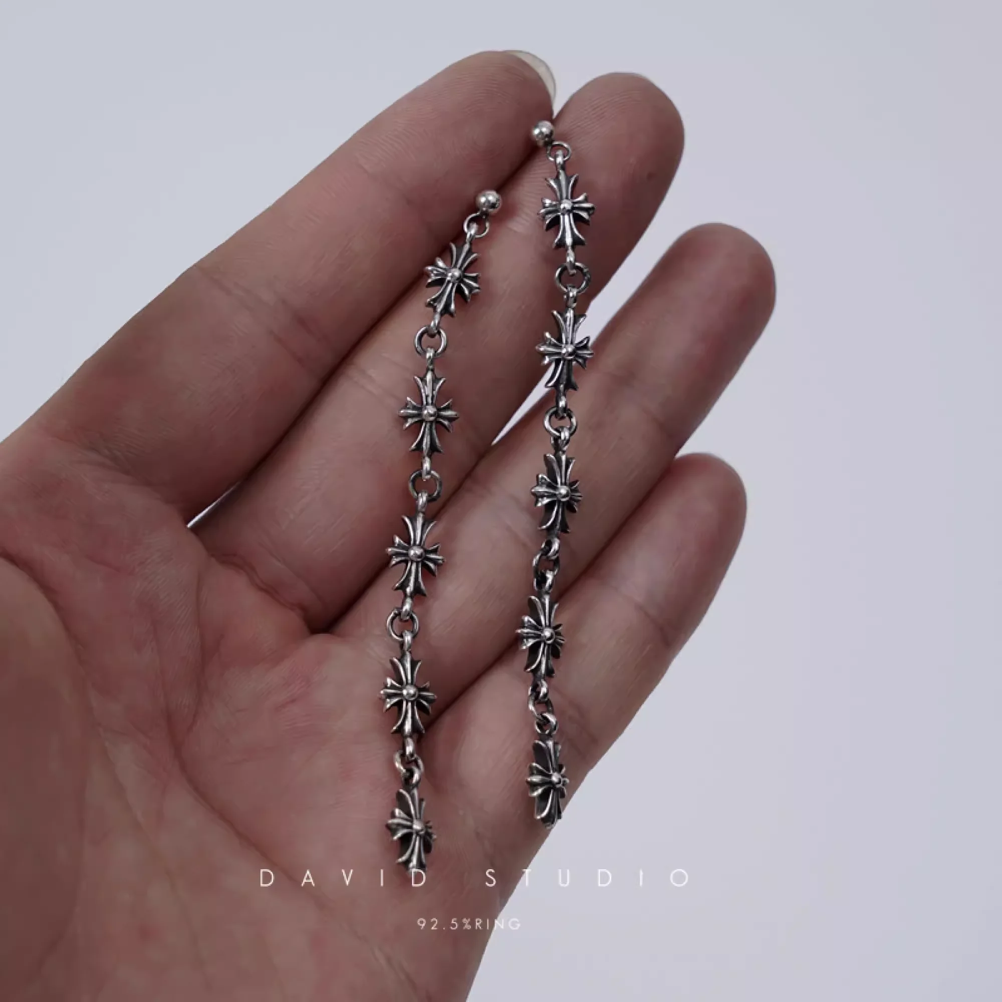 CHROME HEARTS 5 DROP CROSS EARRING