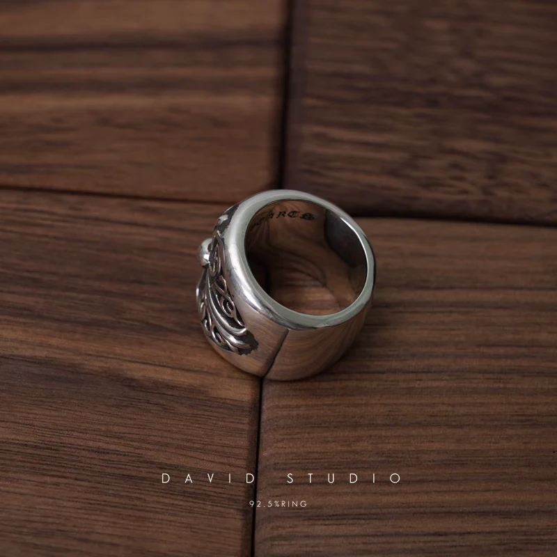 CHROME HEARTS CLASSIC OVAL RING