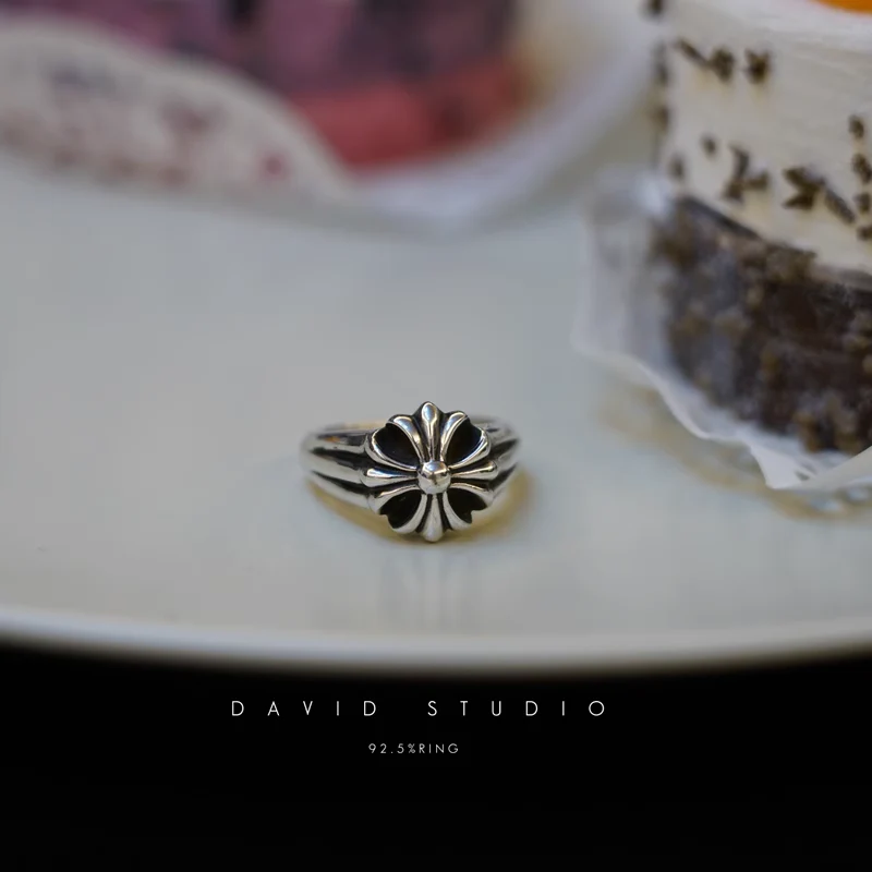 CHROME HEARTS CH PLUS SIGNET RING