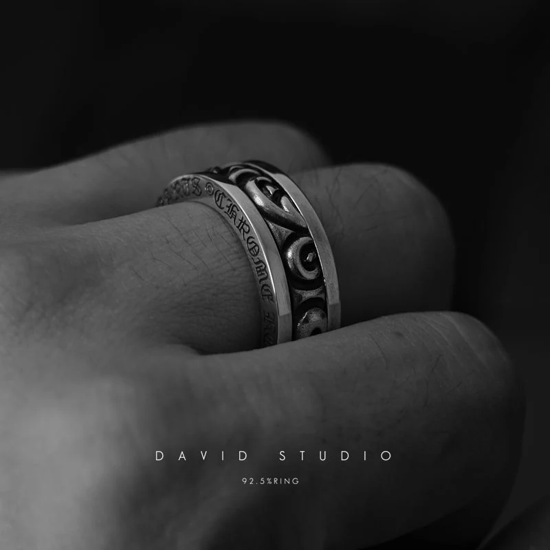 CHROME HEARTS SCROLL SPINNER RING