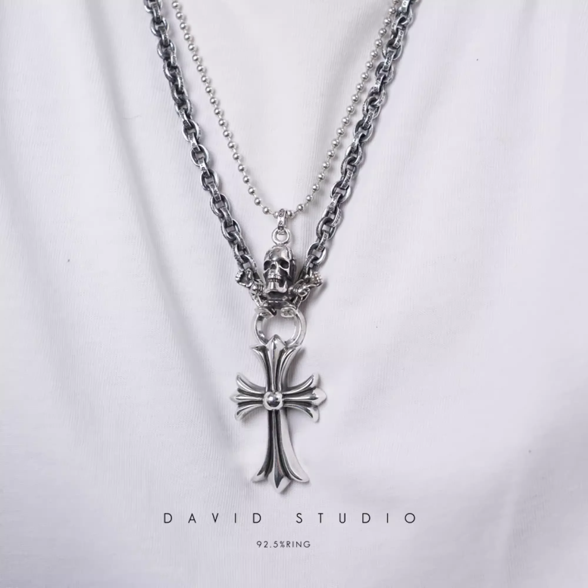 SMALL CROSS PENDANT WITH BAIL – PAPER CHAIN（PACKAGE）