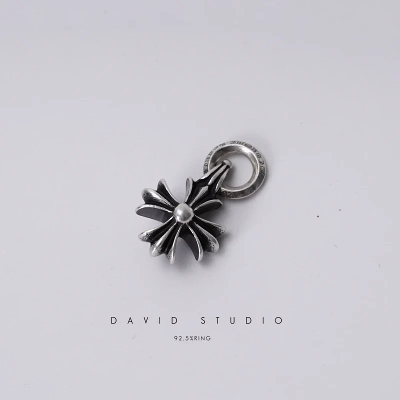 CHROME HEARTS CH PLUS CHARM