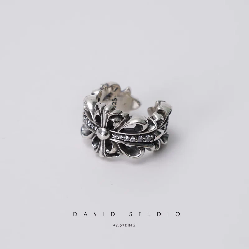 CHROME HEARTS DOUBLE FLORAL RING WITH WHITE DIAMONDS