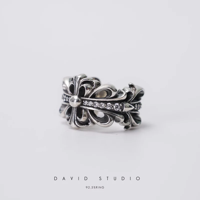 CHROME HEARTS DOUBLE FLORAL RING WITH WHITE DIAMONDS