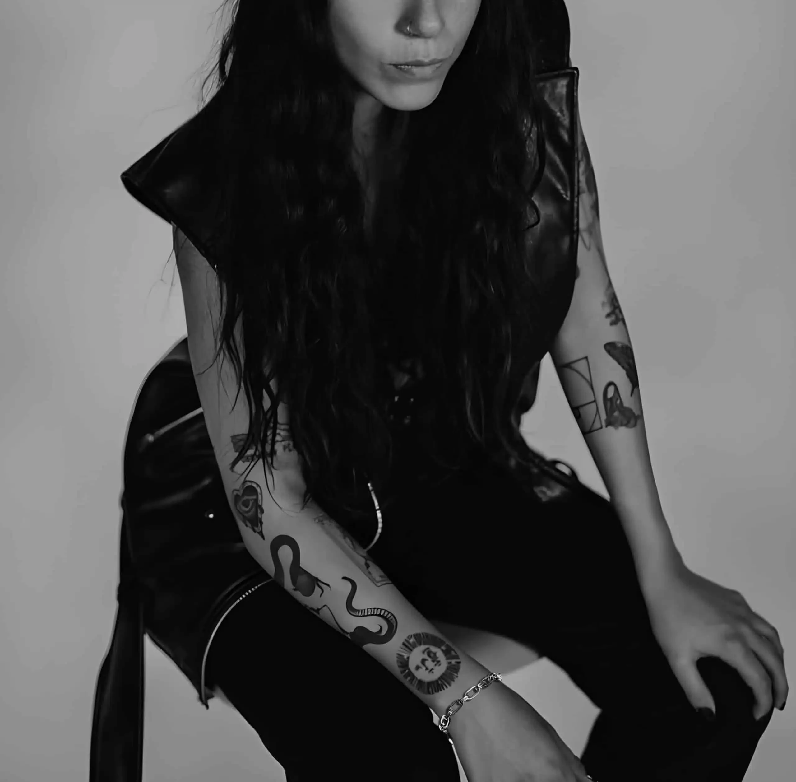 INSCRIBED LOGO CHAIN BRACELET