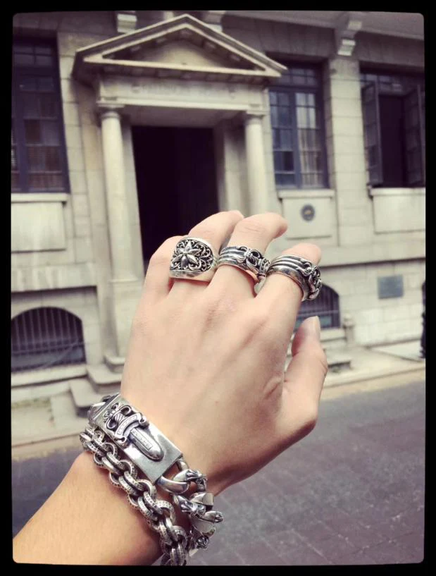 CHROME HEARTS OVAL STAR RING – ClASSIC