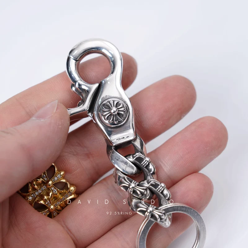 CHROME HEARTS DOUBLE DAGGER KEY RING
