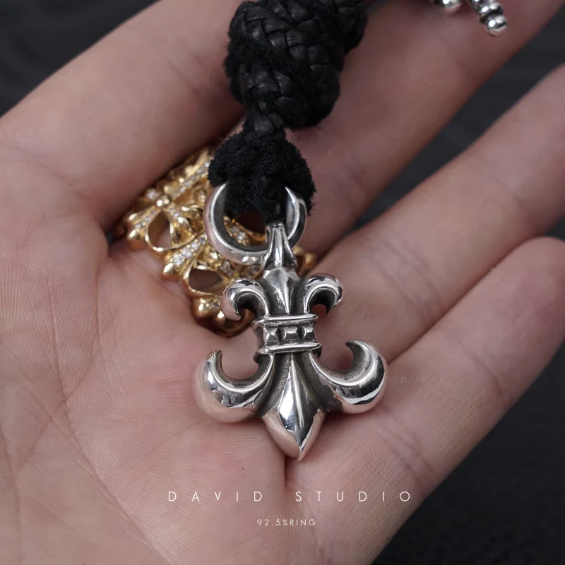 CHROME HEARTS BS FLEUR CHARM – LEATHER BRAID