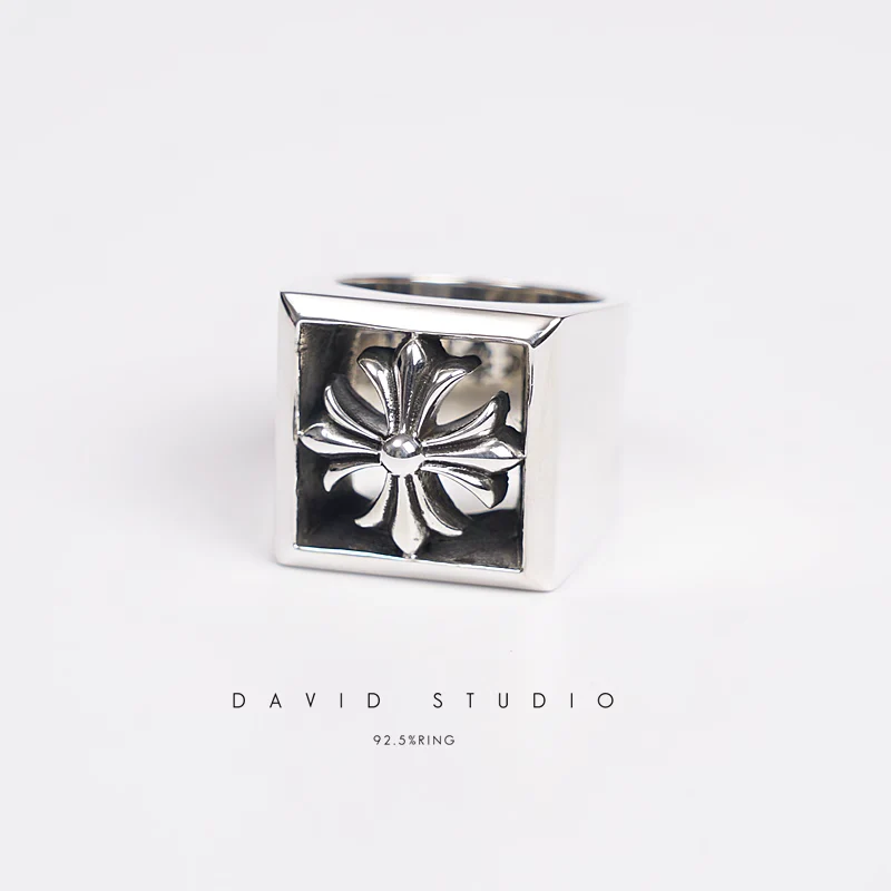 CHROME HEARTS SQUARE CH PLUS RING