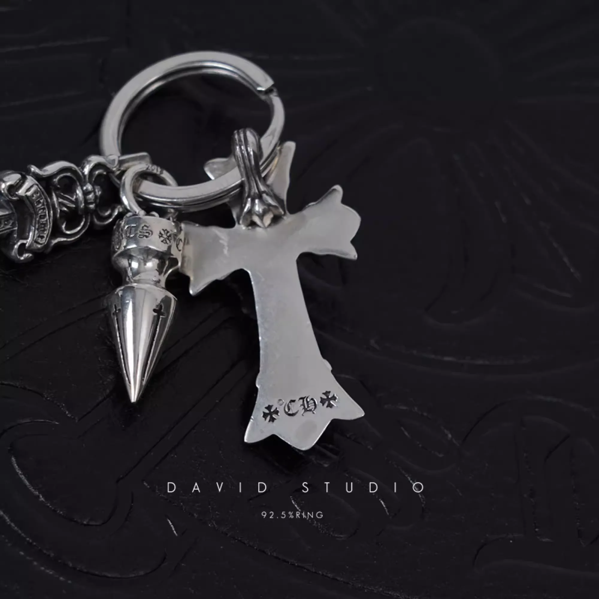 CHROME HEARTS DOUBLE CROSS MULTI KEY RING