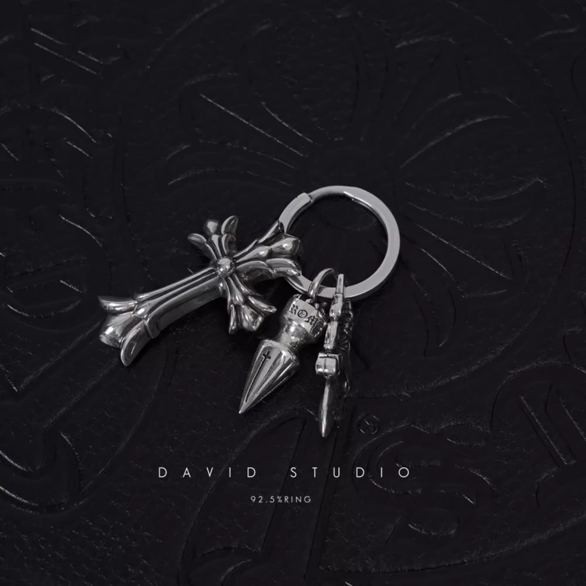 CHROME HEARTS DOUBLE CROSS MULTI KEY RING