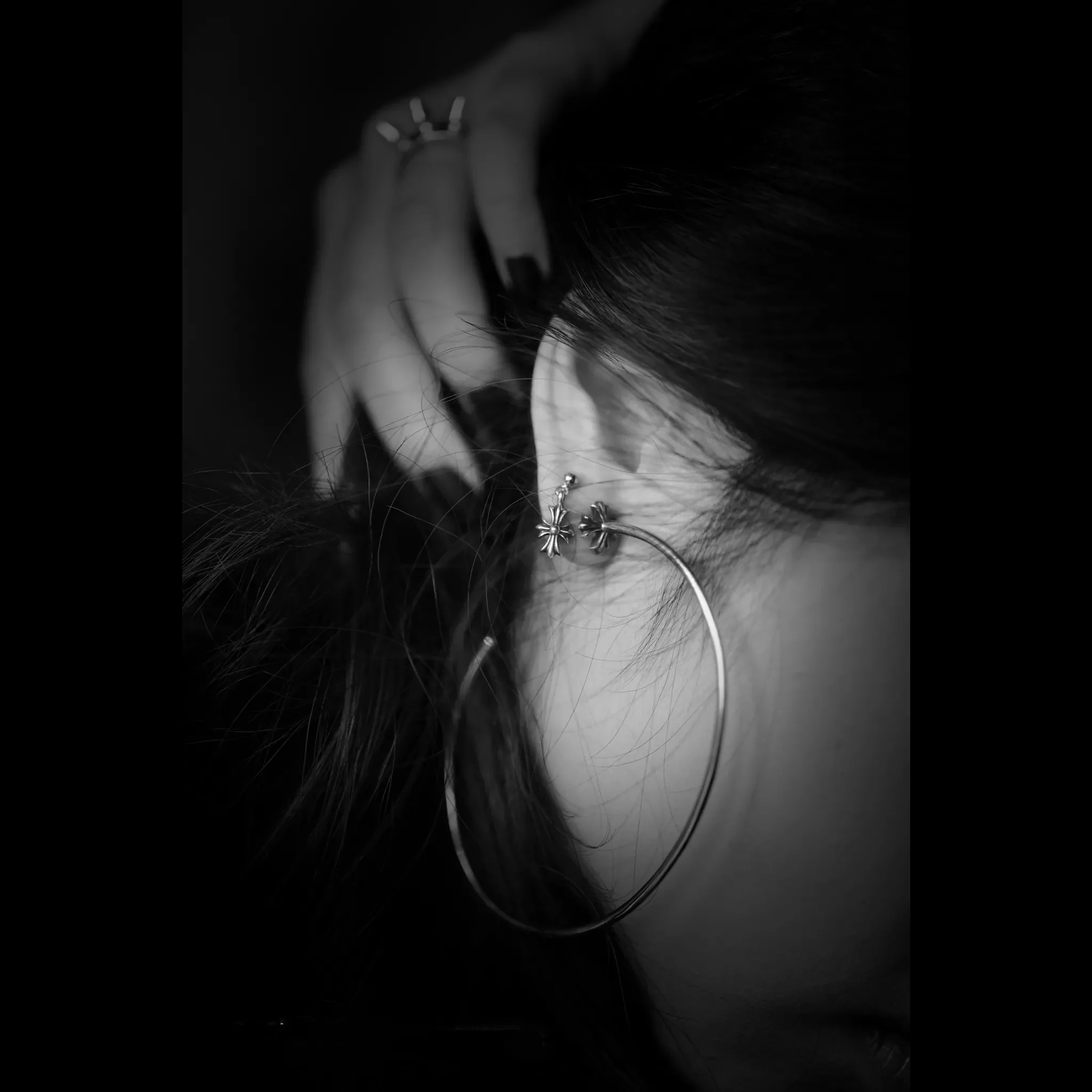 CHROME HEARTS CH PLUS HOOP EARRING