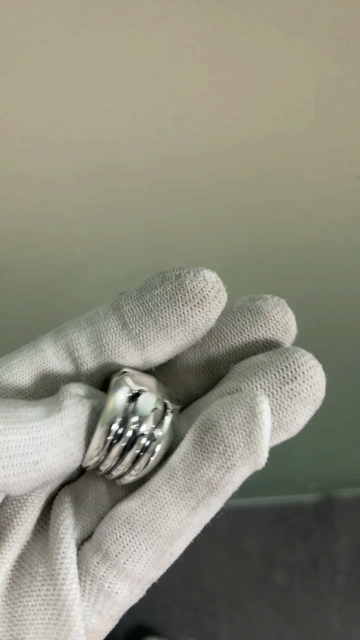 CHROME HEARTS BIG FLEUR TAIL RING
