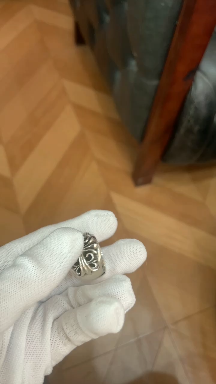 CHROME HEARTS KEEPER RING