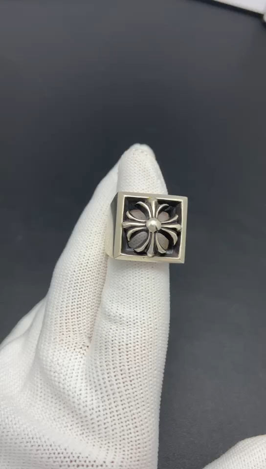 CHROME HEARTS SQUARE CH PLUS RING