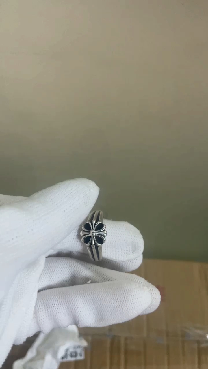 CHROME HEARTS CH PLUS SIGNET RING