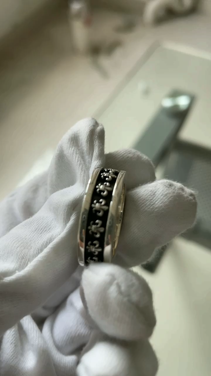 CHROME HEARTS SMALL BS FLEUR RING