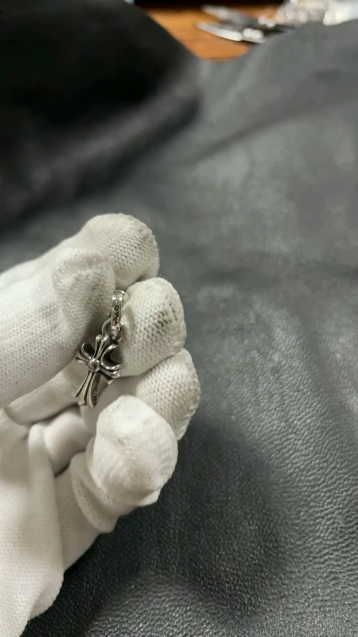 CHROME HEARTS CROSS BABYFAT DROP EARRINGS