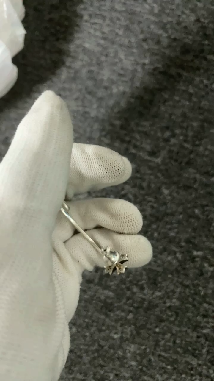 CHROME HEARTS CH PLUS HOOP EARRING