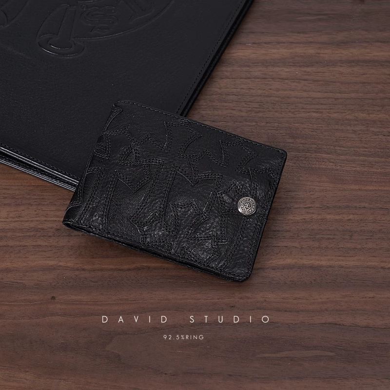 CHROME HEARTS SNAP HORSESHOE BUTTON CEMETERY CROSS WALLET