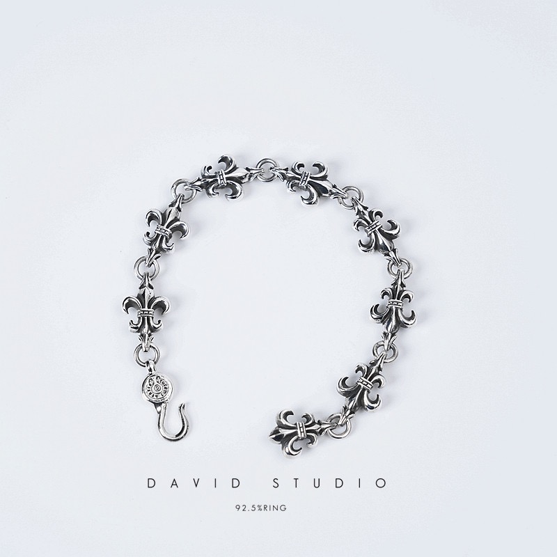 BS FLEUR CROSS CUT OUT LINK BRACELET