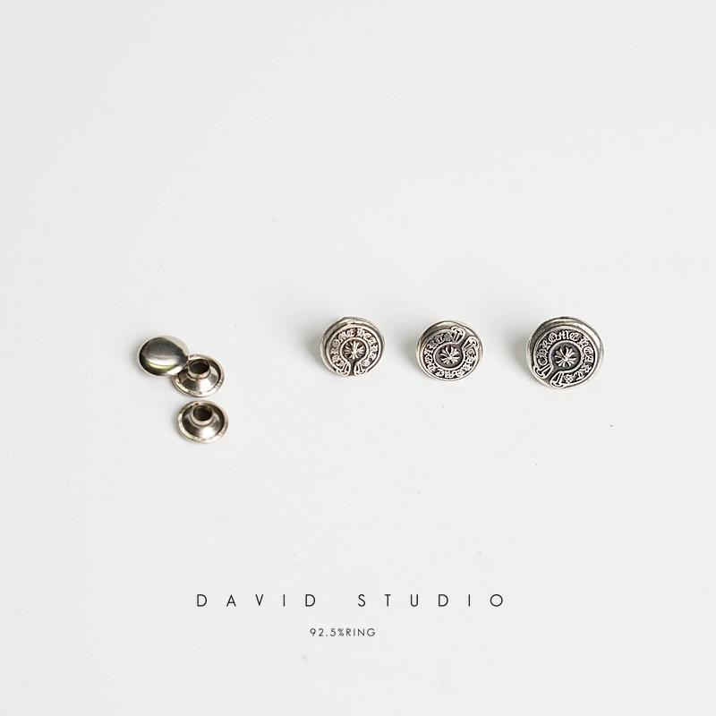 CHROME HEARTS HORSESHOE RIVET BUTTON