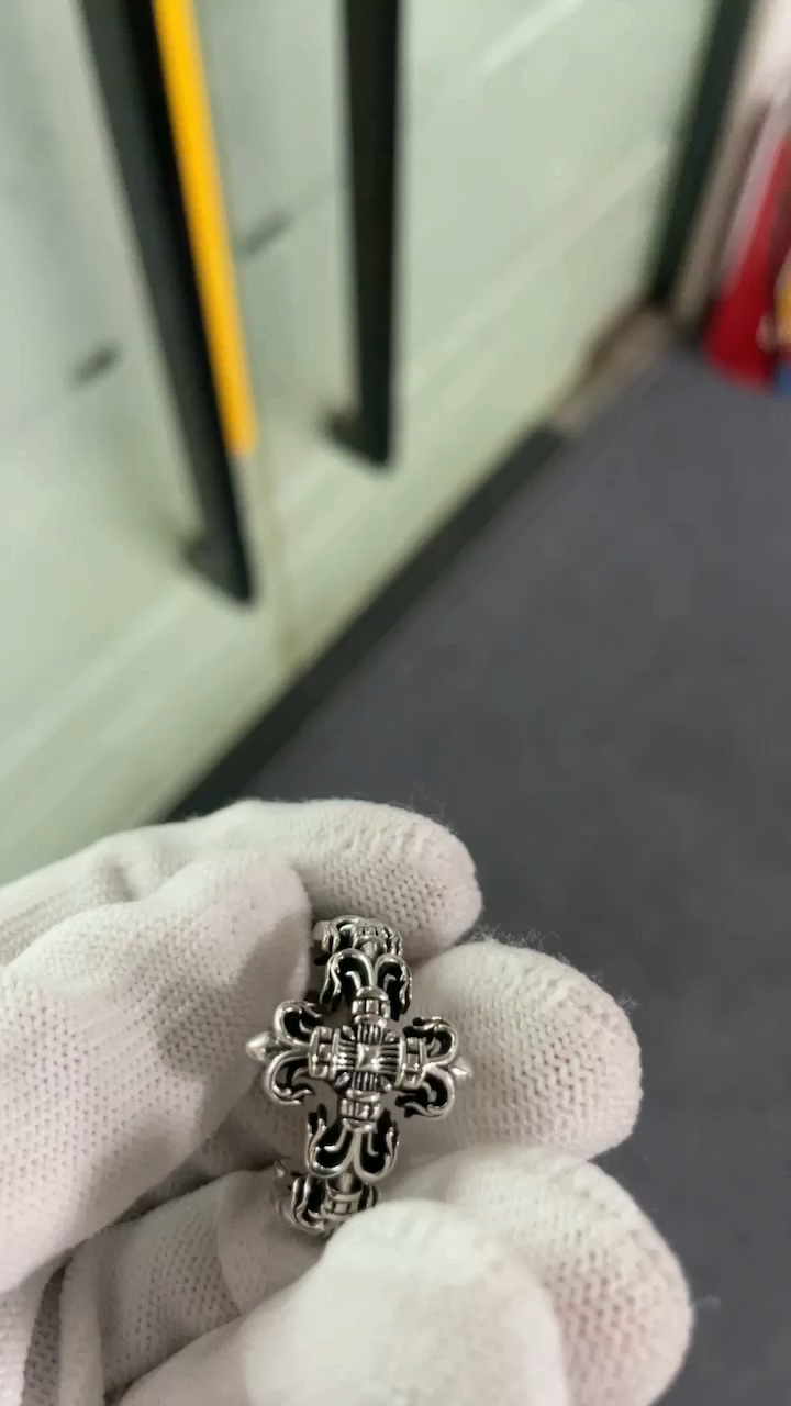 CHROME HEARTS FILIGREE CROSS RING