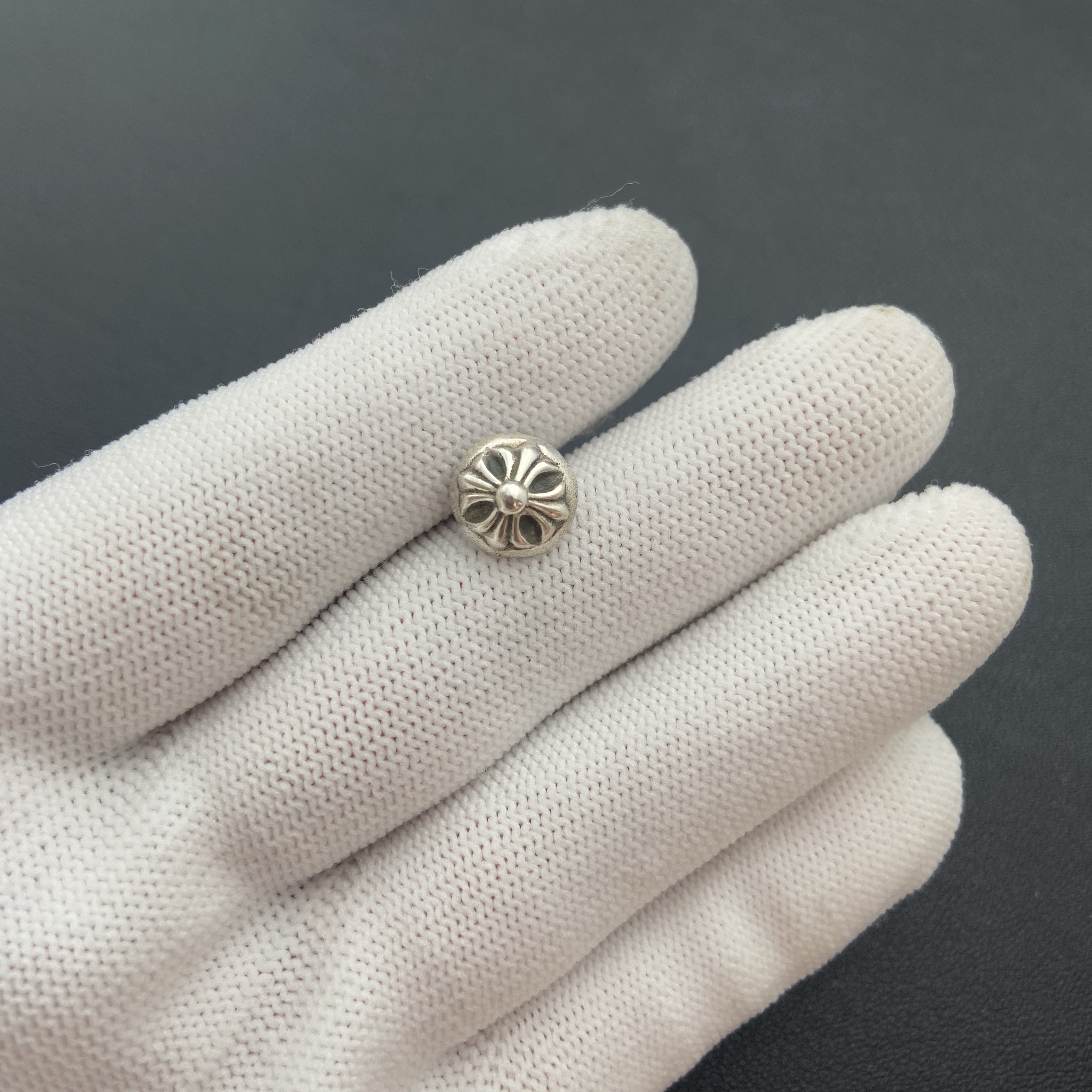 CHROME HEARTS CROSS BALL STUD