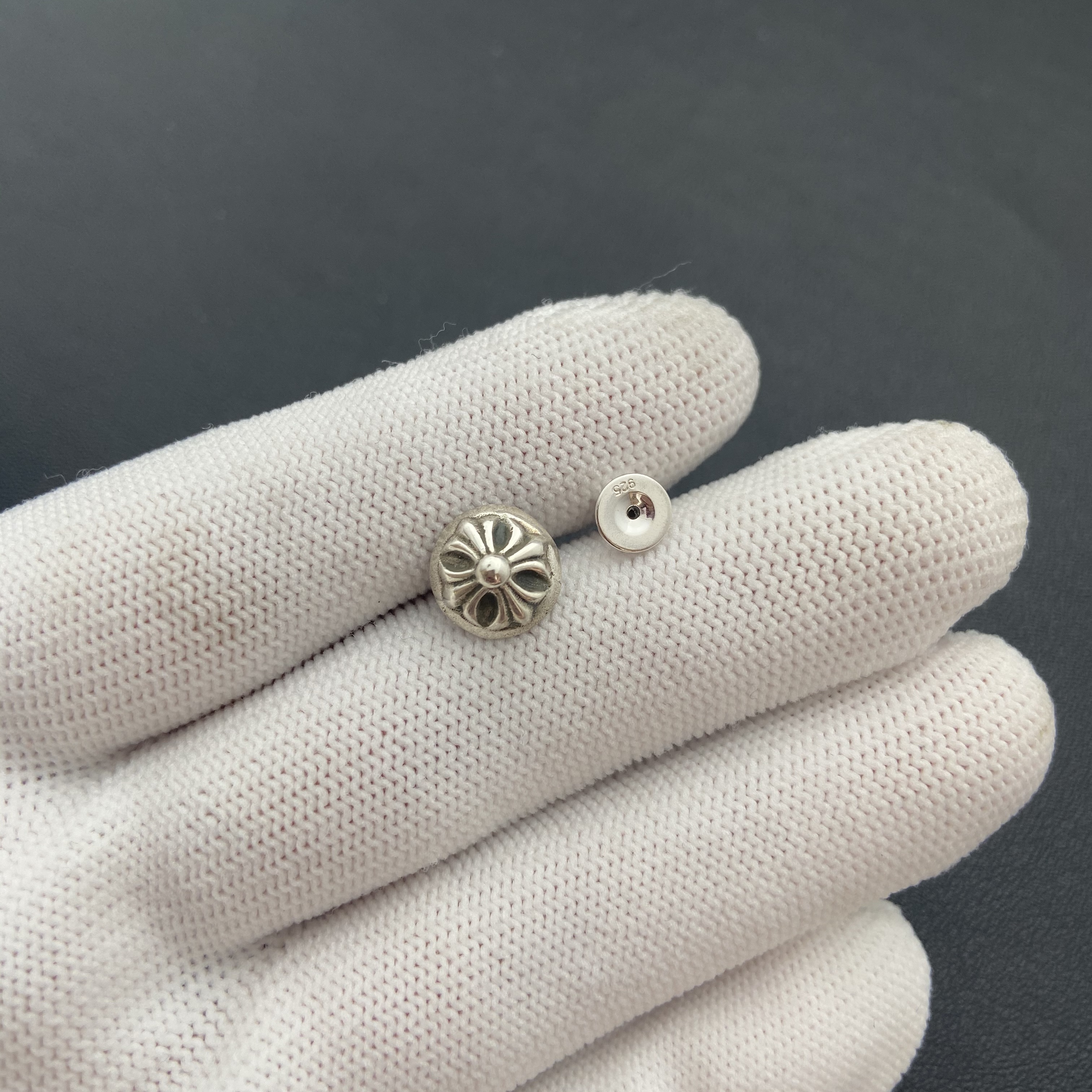 CHROME HEARTS CROSS BALL STUD