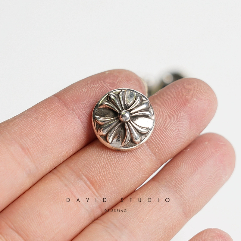 CHROME HEARTS CH PLUS RIVET BUTTON